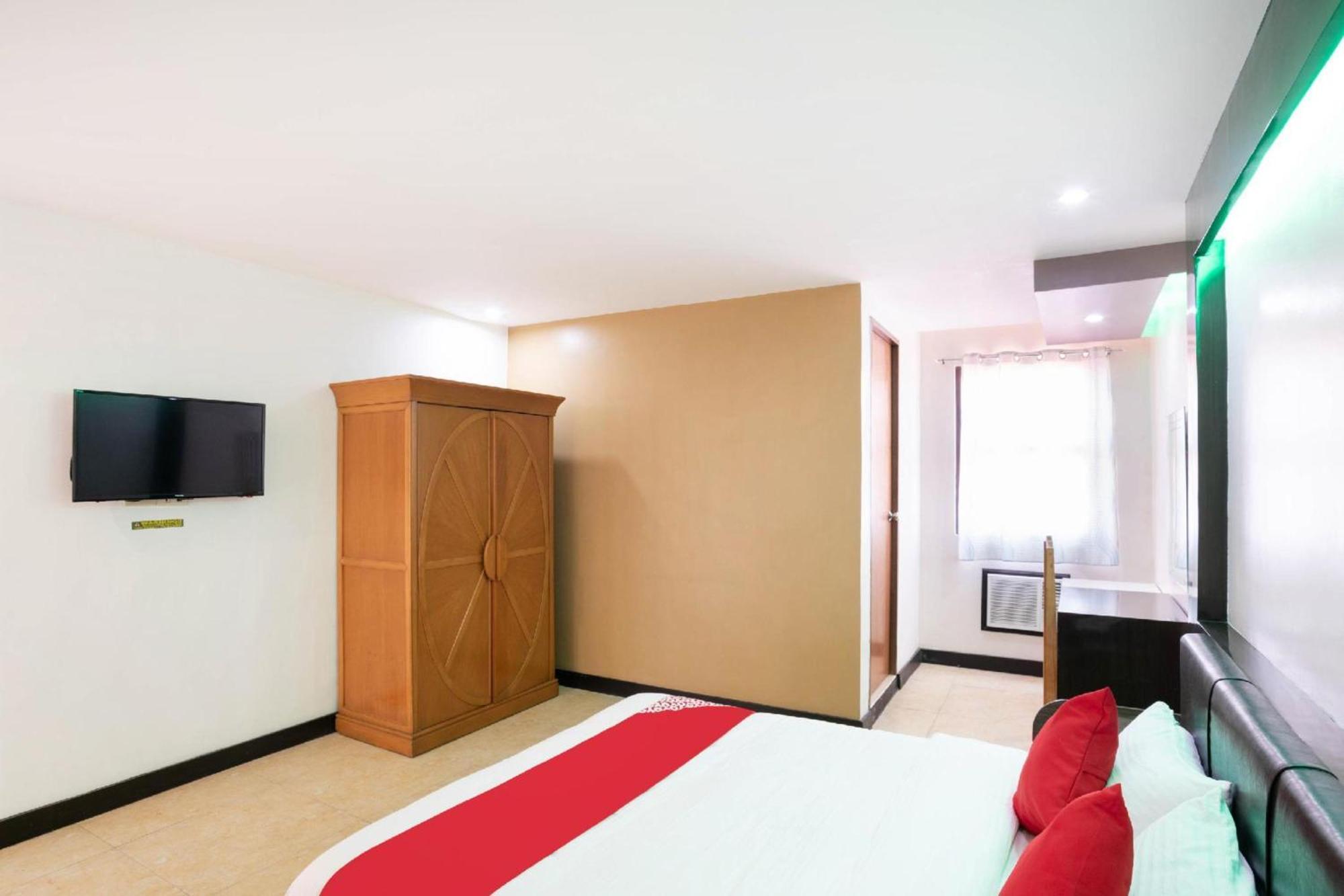 Oyo 195 Ranchotel - Binan Exterior photo
