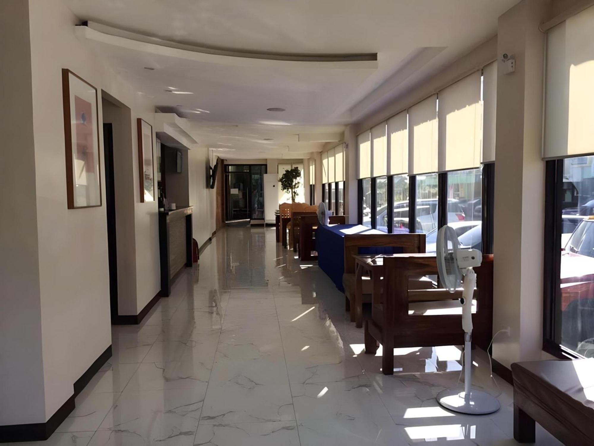 Oyo 195 Ranchotel - Binan Exterior photo