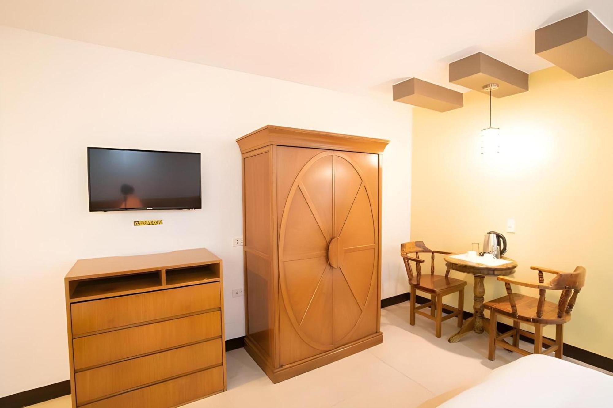Oyo 195 Ranchotel - Binan Exterior photo
